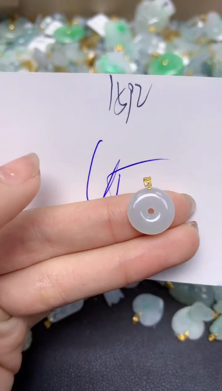 【闪购商品】翡翠颈饰18K金镶嵌 天然翡翠A货