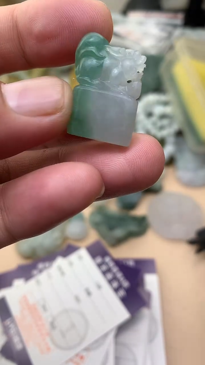 未镶嵌定制翡翠翡翠1