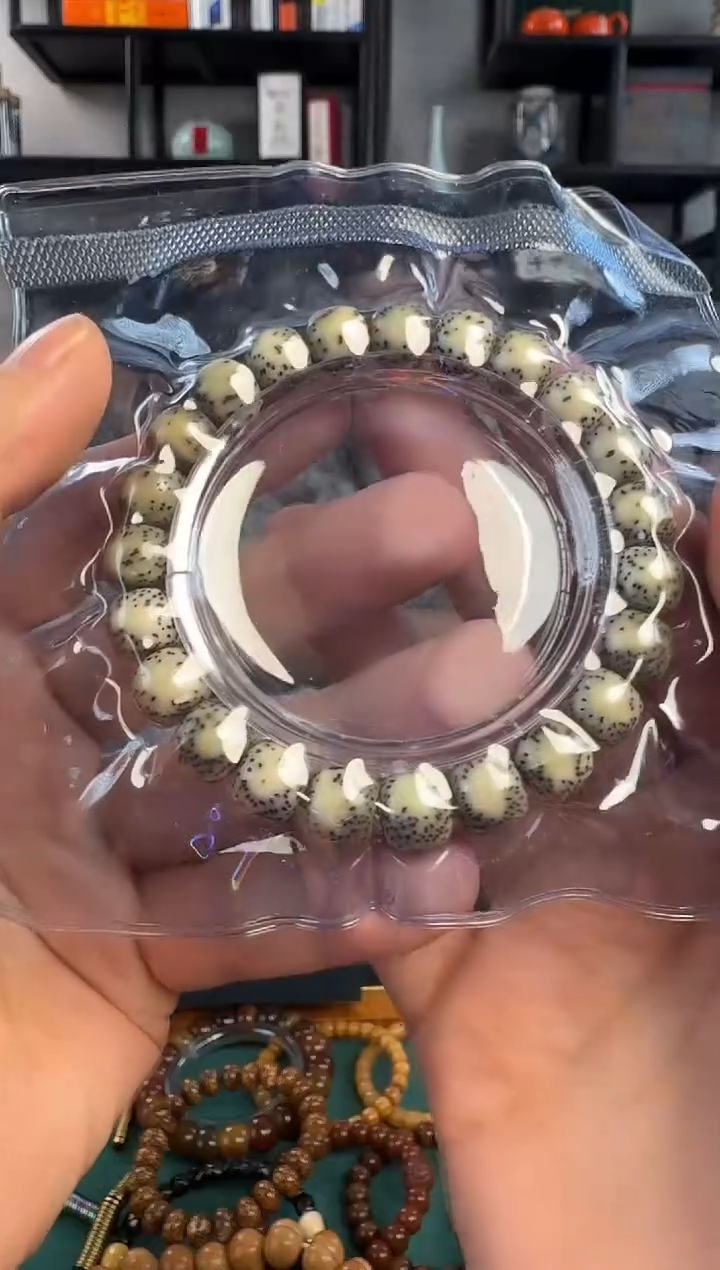 手串星月菩提0100原生态石玉料双留白星月菩提老型手串10mm左右