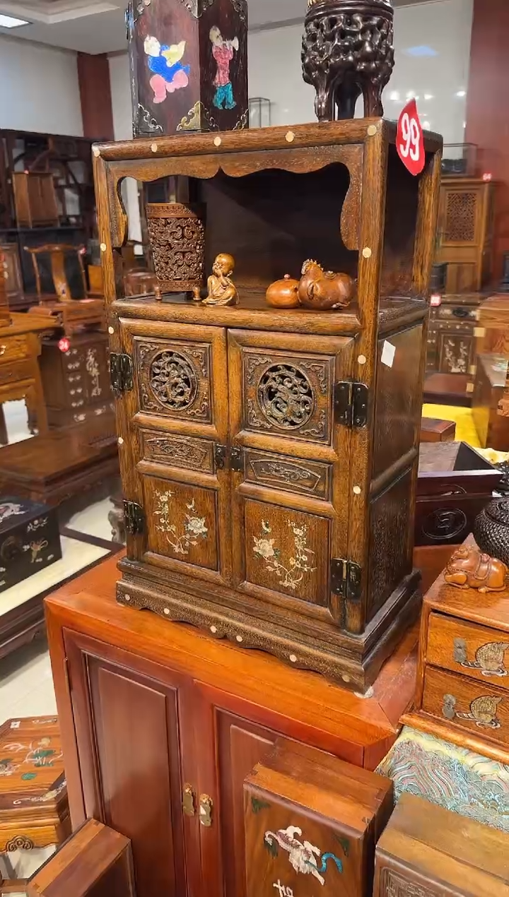 【闪购商品】缅花透雕镶嵌柜子1980.8888