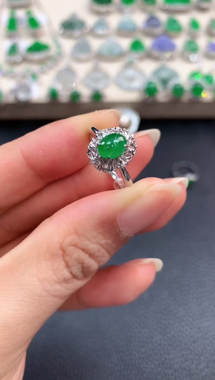 【闪购商品】翡翠戒指18K金镶嵌b33       