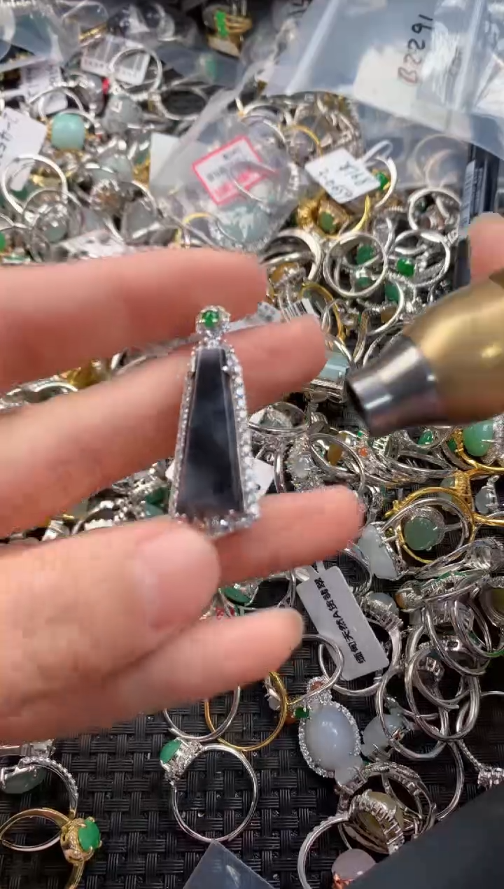 银S925镶嵌戒指翡翠666   1