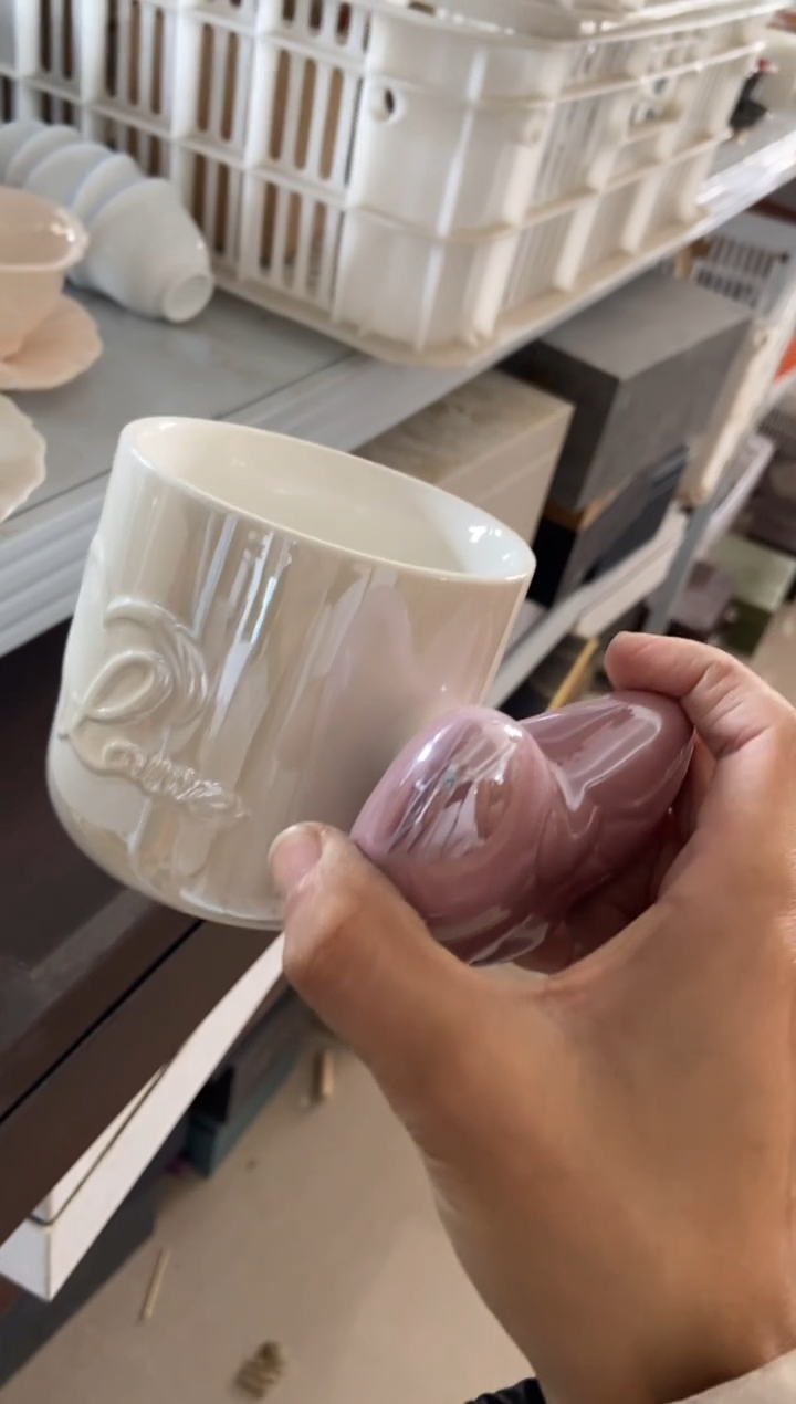 无运费险有瑕疵的摄影的产品有使用过的痕迹有点脏介意勿拍