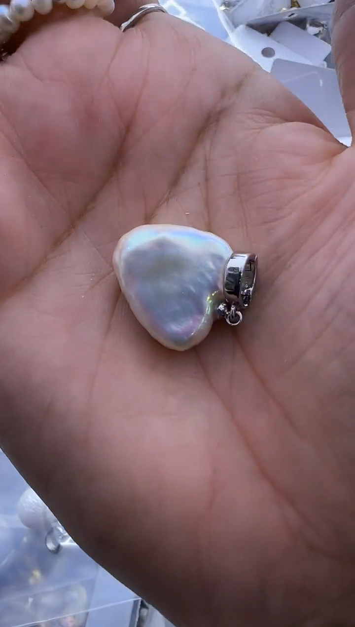 【闪购商品】淡水珍珠吊坠未镶嵌813