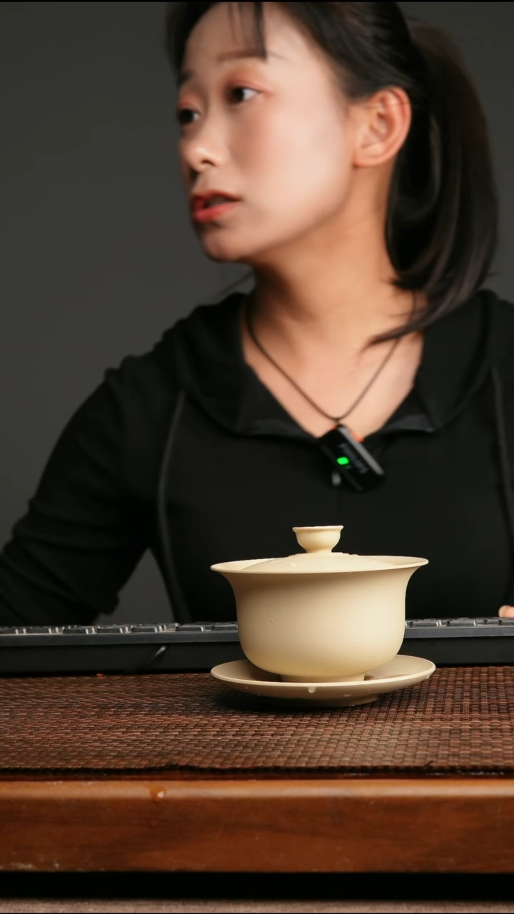 玻璃白泥元宝三才盖碗1800cc