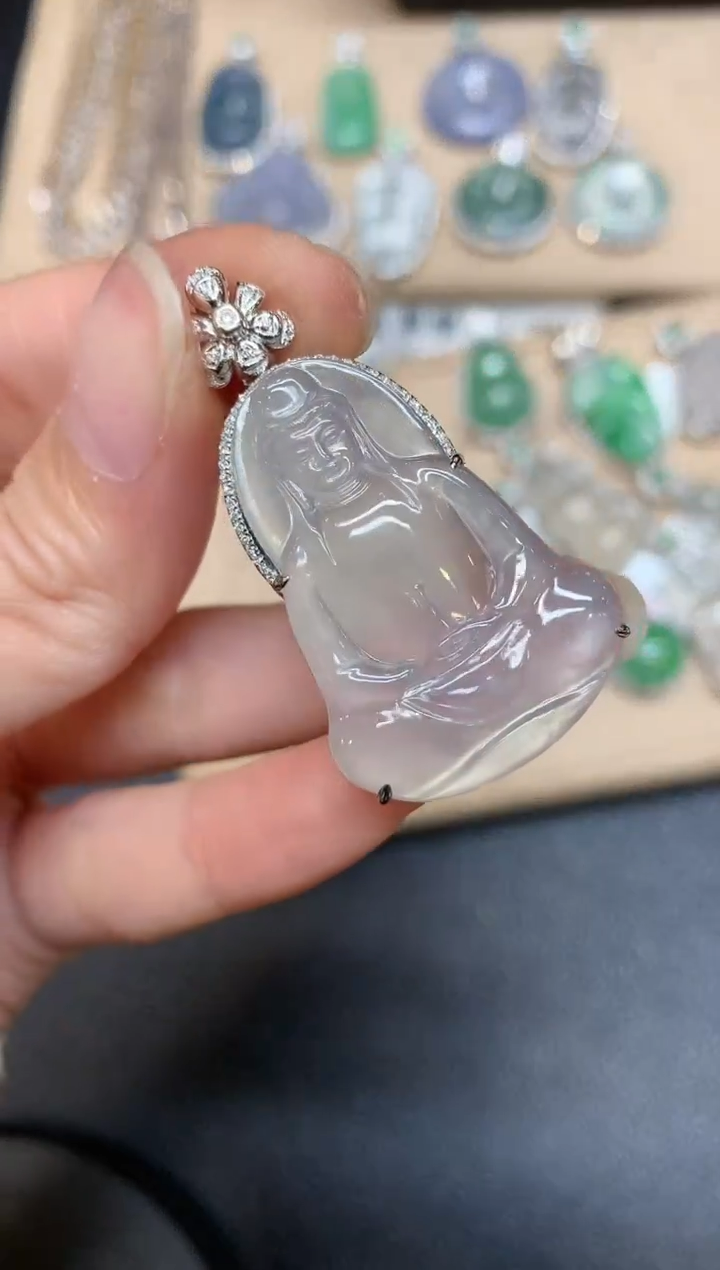 【闪购商品】翡翠吊坠(不含链)18K金镶嵌观音【无服务费