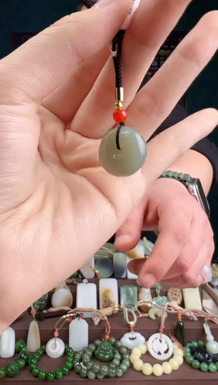 【闪购商品】和田玉颈饰未镶嵌ZZ 拍一发一 多样性发货