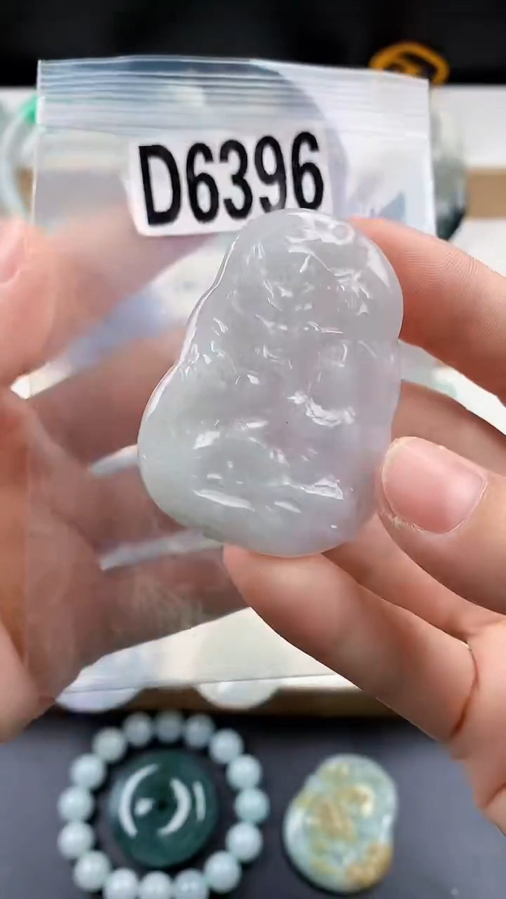 颈饰未镶嵌翡翠天然翡翠吊坠挂件