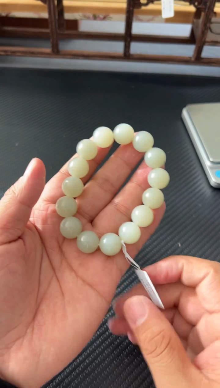 未镶嵌手串和田玉且末微色差近矿卡14K