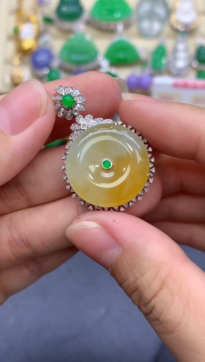 颈饰18K金镶嵌翡翠288-中国好珍宝