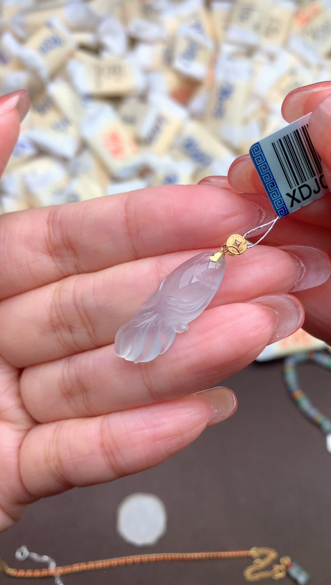 【闪购商品】翡翠挂件18K金镶嵌—