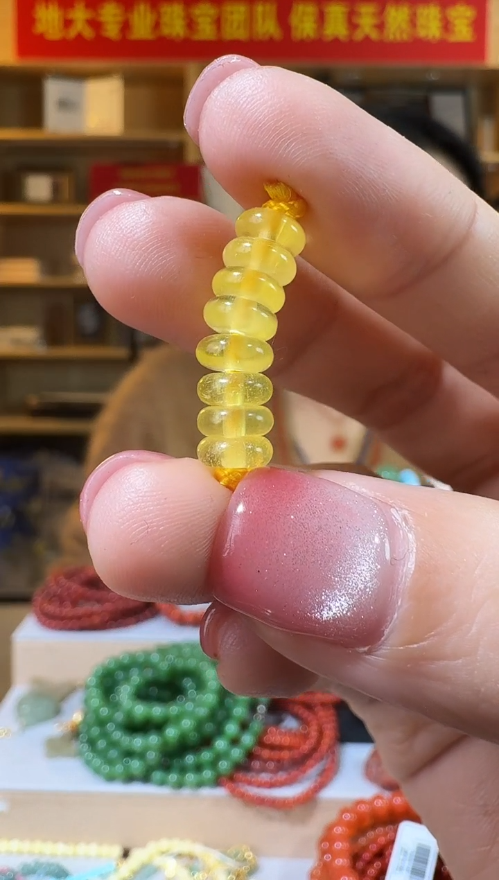 裸石琥珀未镶嵌5mm天然琥珀药片多样性发一