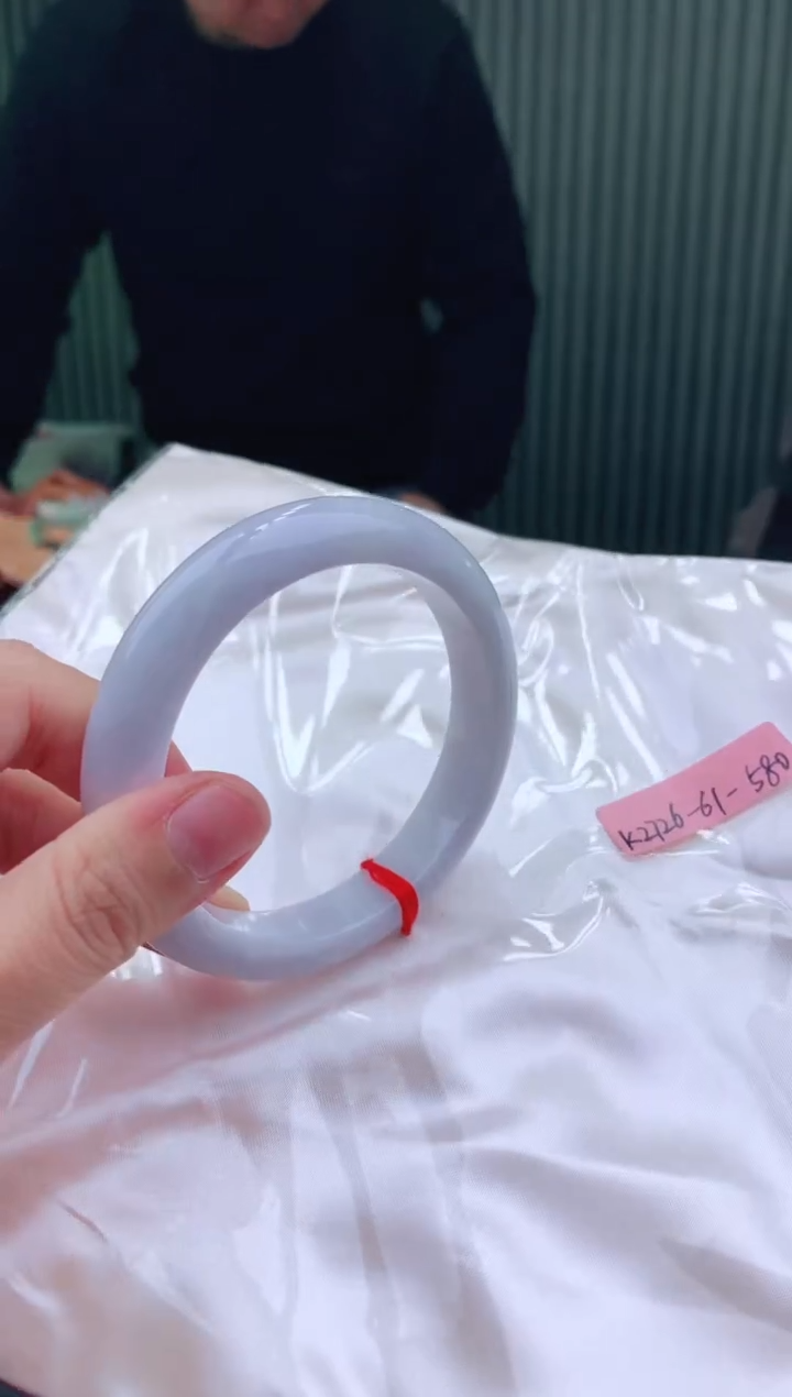 未镶嵌手镯翡翠61