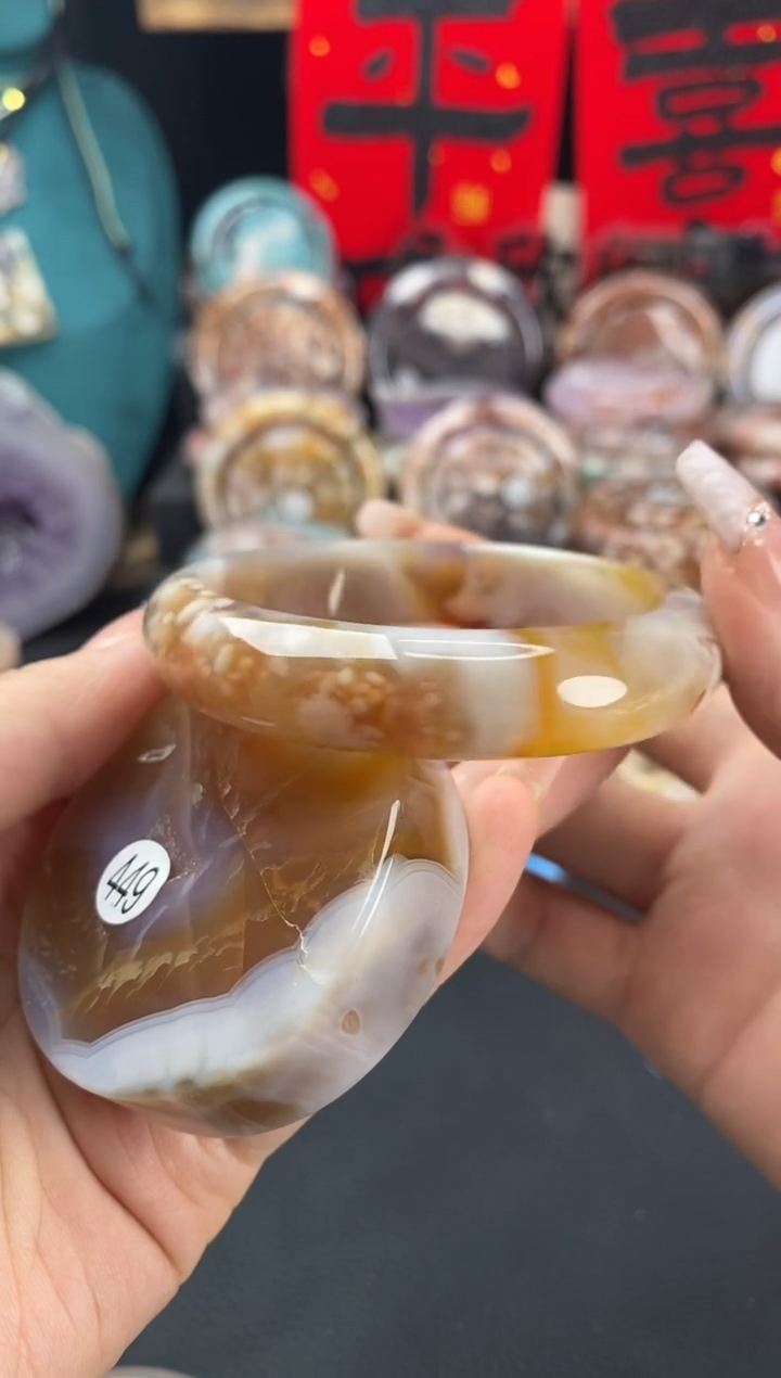 【闪购商品】石英质玉手镯（圆镯）未镶嵌56