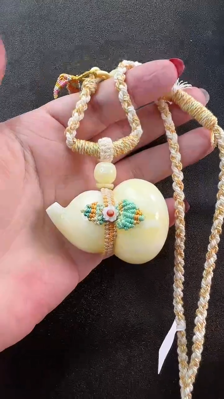 【闪购商品】琥珀颈饰未镶嵌吊坠