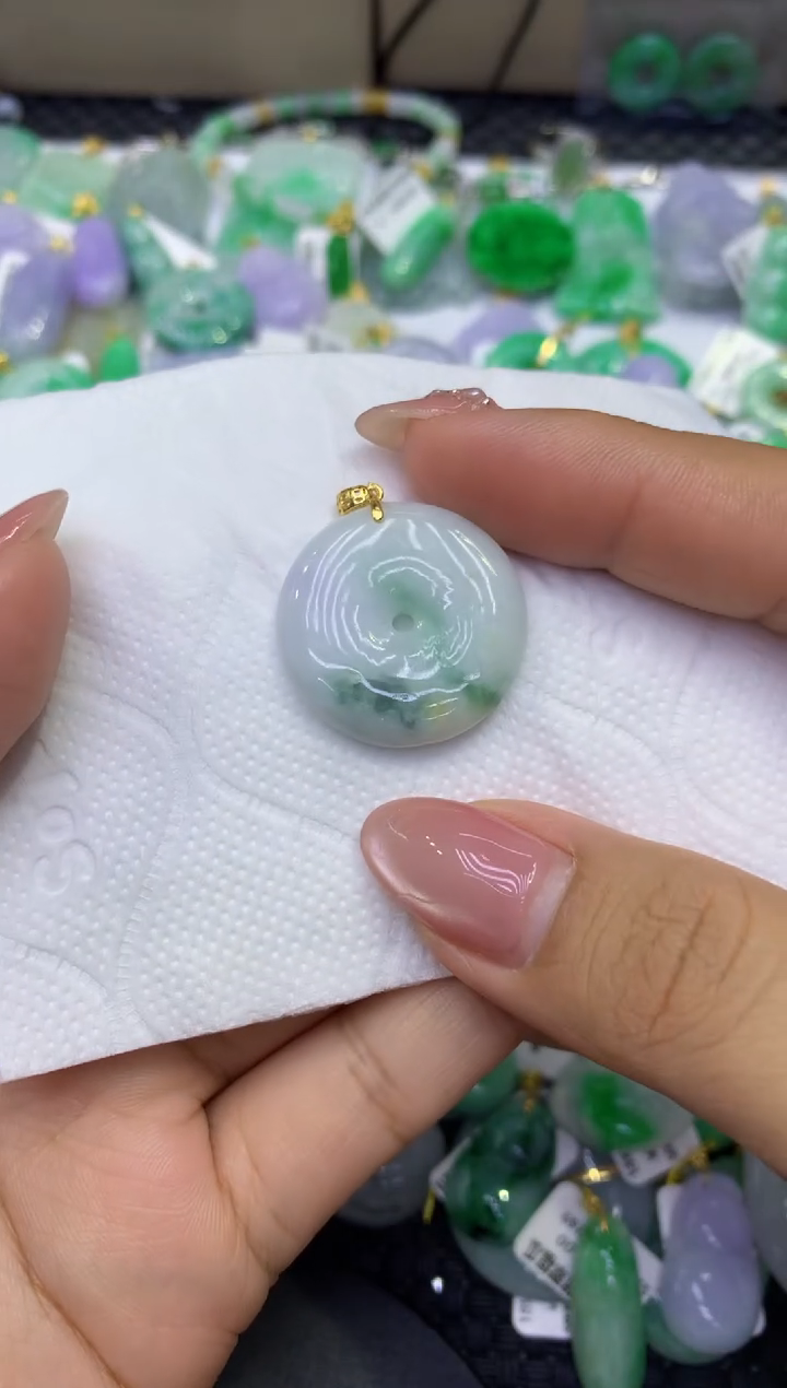 颈饰未镶嵌翡翠天然缅甸A货翡翠