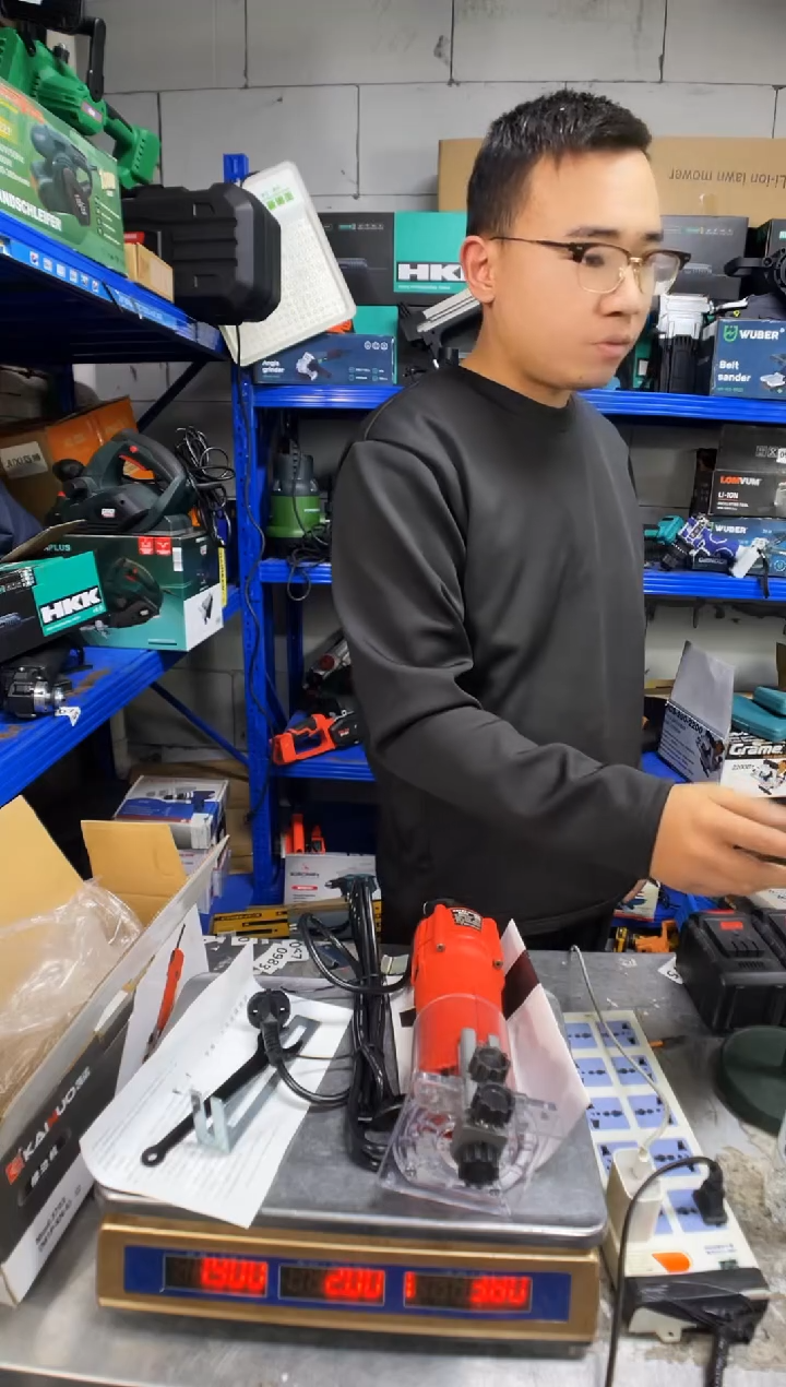 锅弟五金全员祝您新年快乐 2026万事如意发发发！修边机