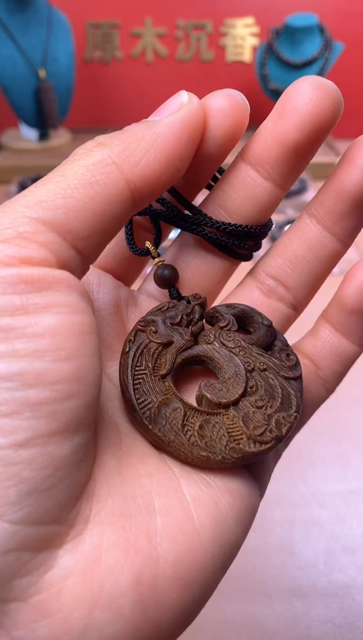 【闪购商品】沉香木手串M富森红土龙凤扣AJ80738209