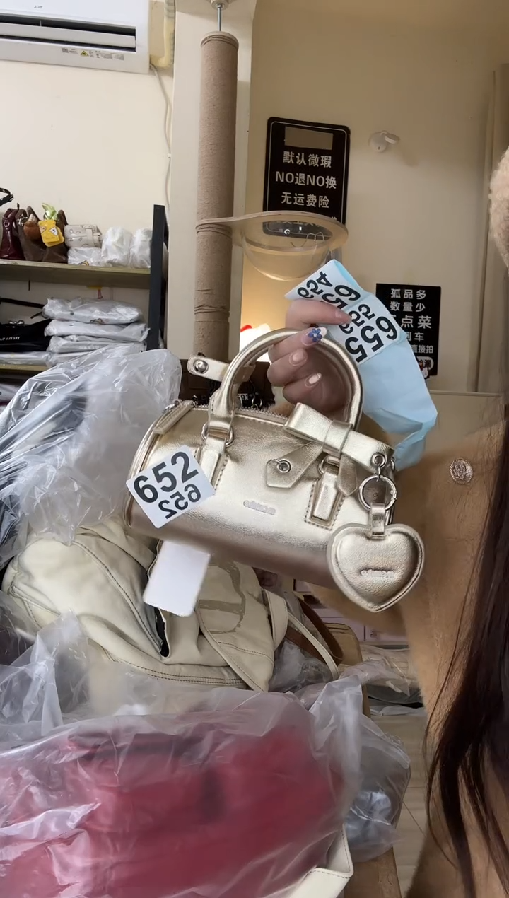 pu以直播链接为准 默认微瑕652