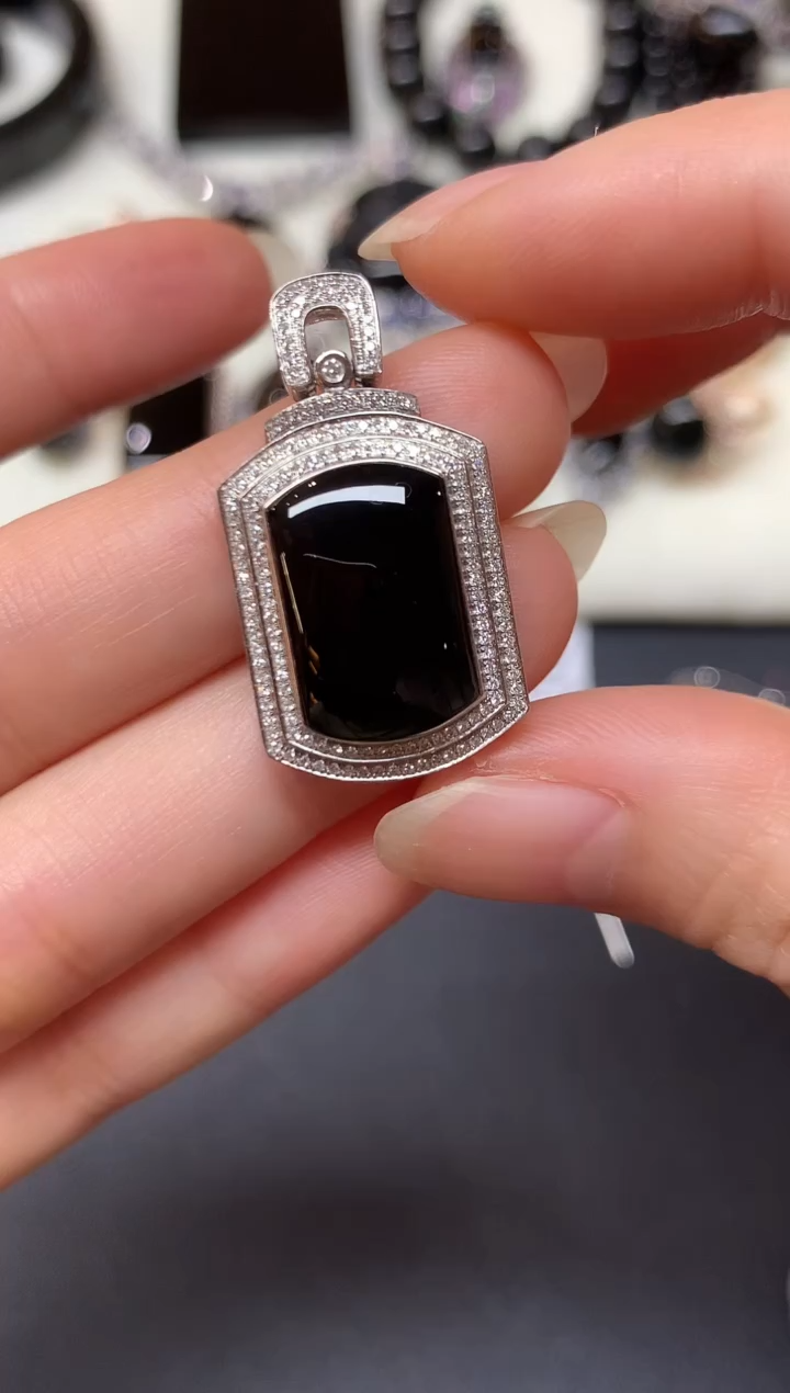 吊坠(不含链)18K金镶嵌翡翠D443|7999