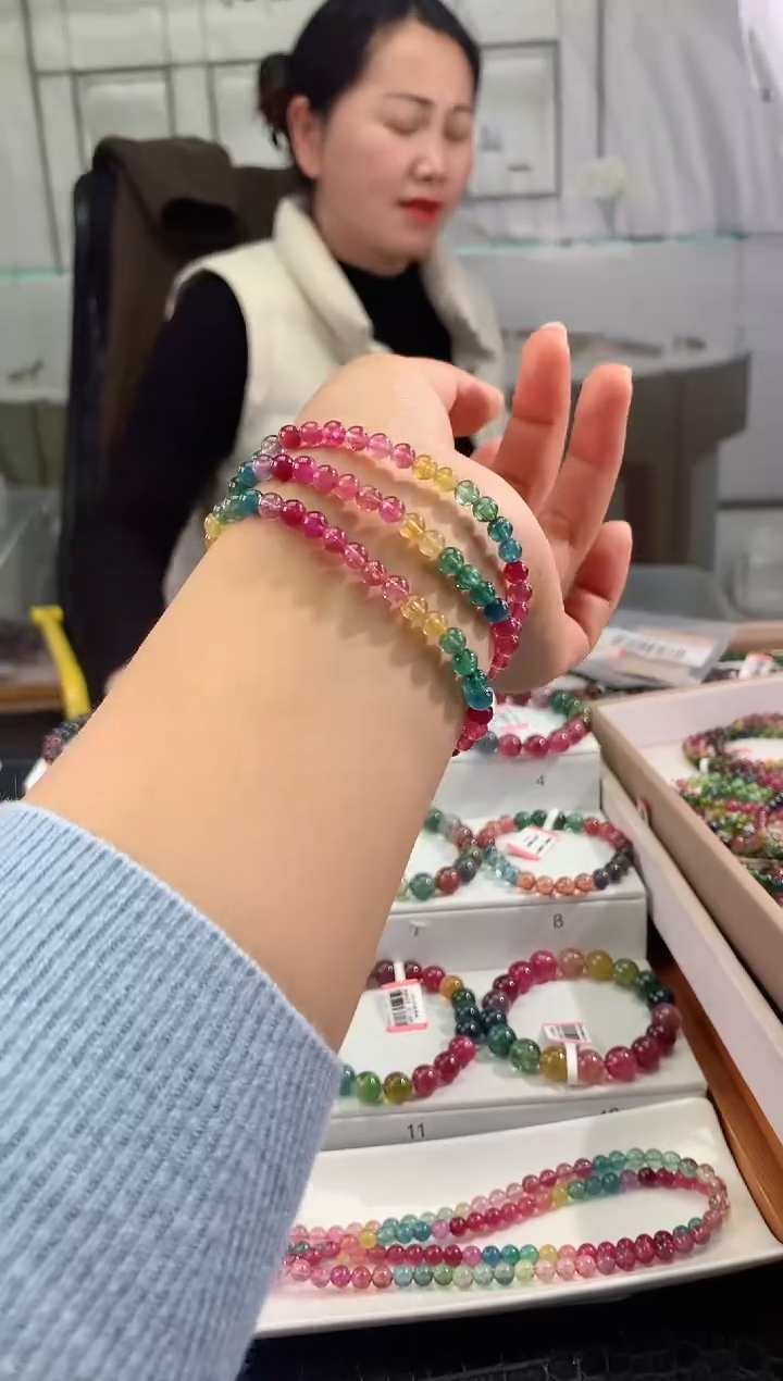 【闪购商品】碧玺手串未镶嵌多样性发一条