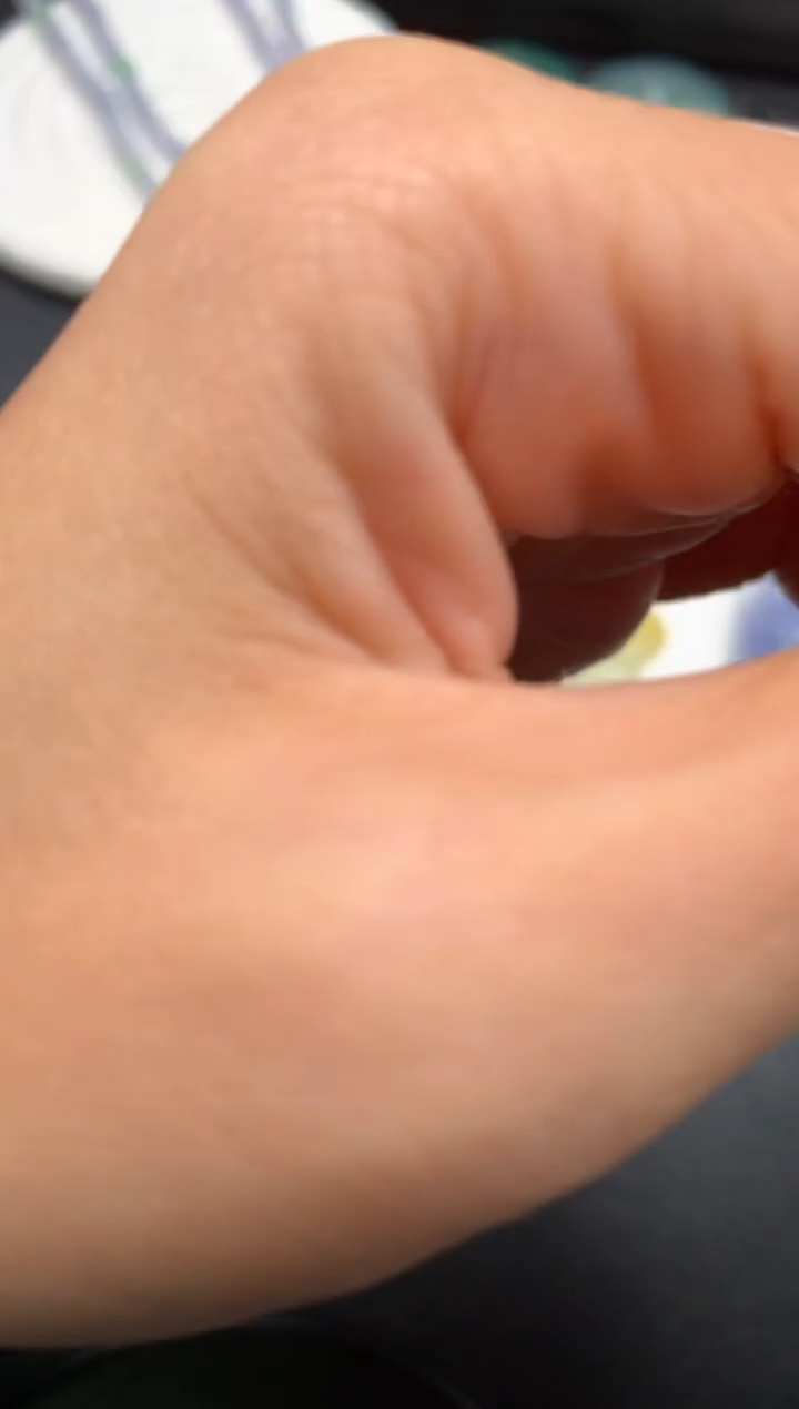 颈饰未镶嵌翡翠猛****?定金