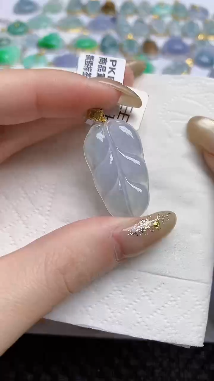 【闪购商品】翡翠颈饰18K金镶嵌天然A货翡翠 