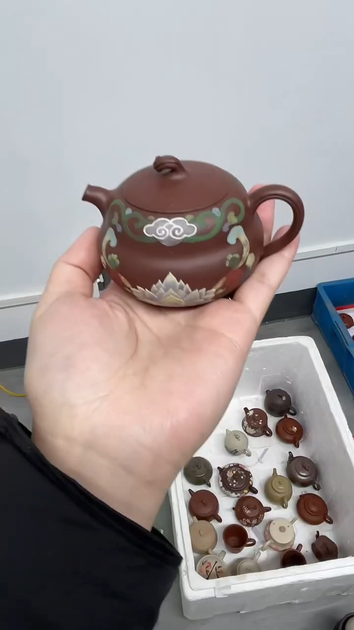 茶壶紫砂红皮龙荷花葫芦壶