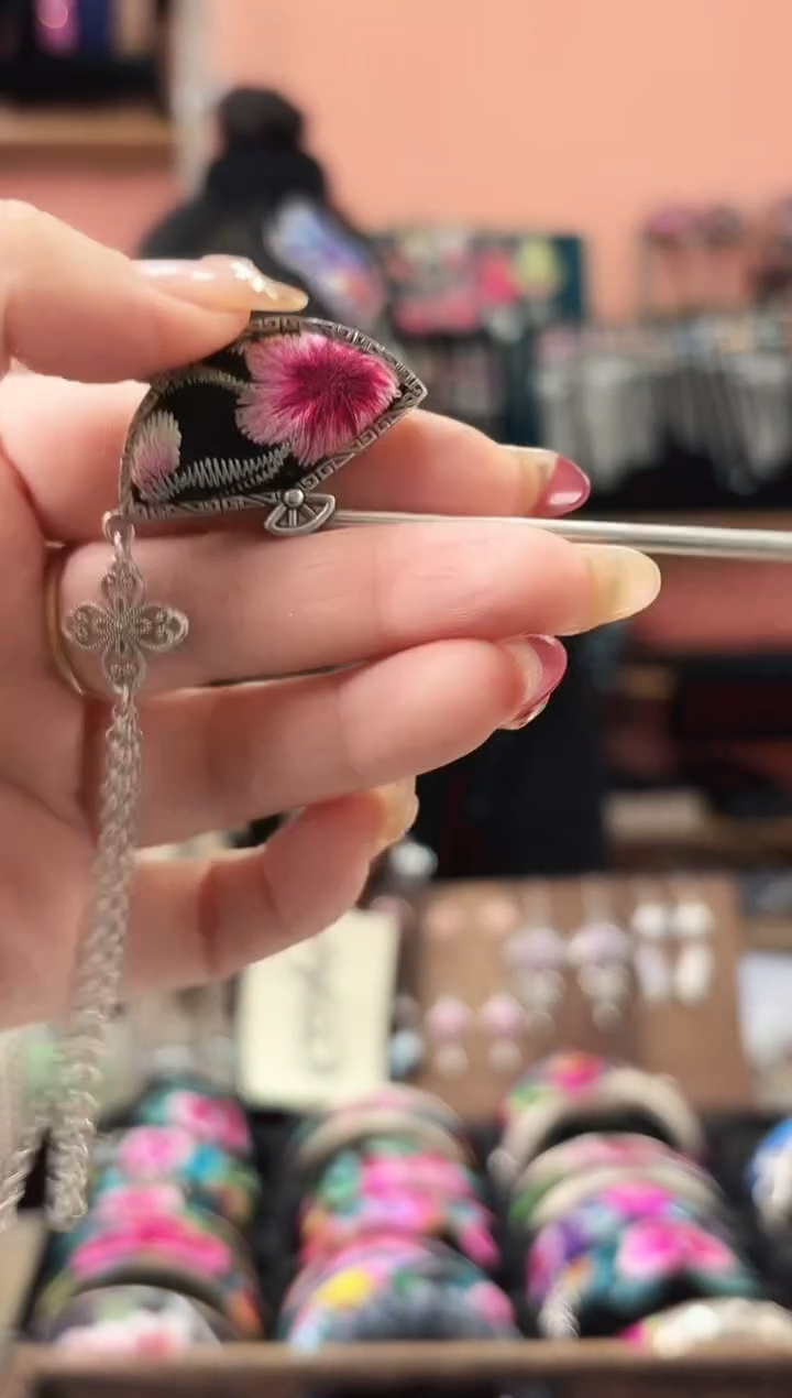 织绣艺枝独绣手工饰品115