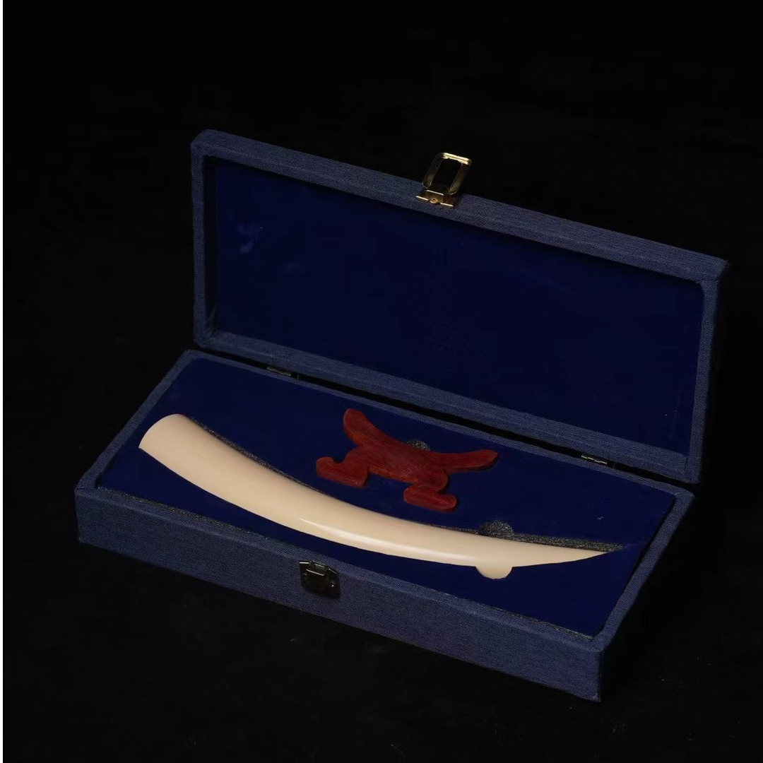 【猛犸小牙尖】猛犸牙冰料5A级小牙尖园艺会所别墅摆件送底座