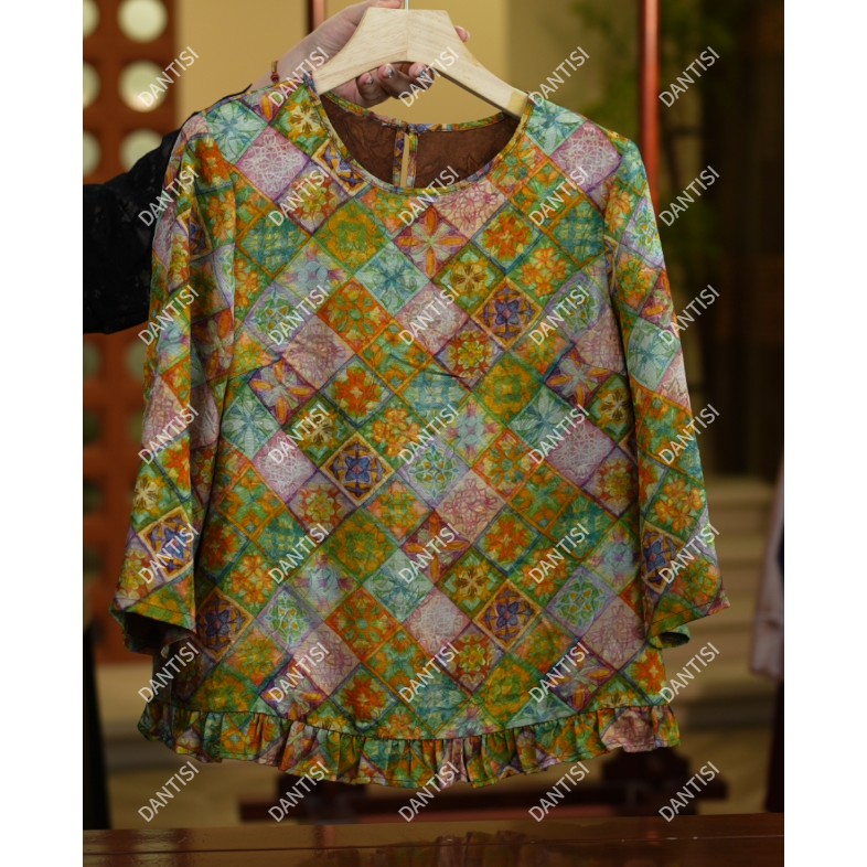 彩韵花裳<<非遗美学>>1901新中式提花香云老料新款上衣