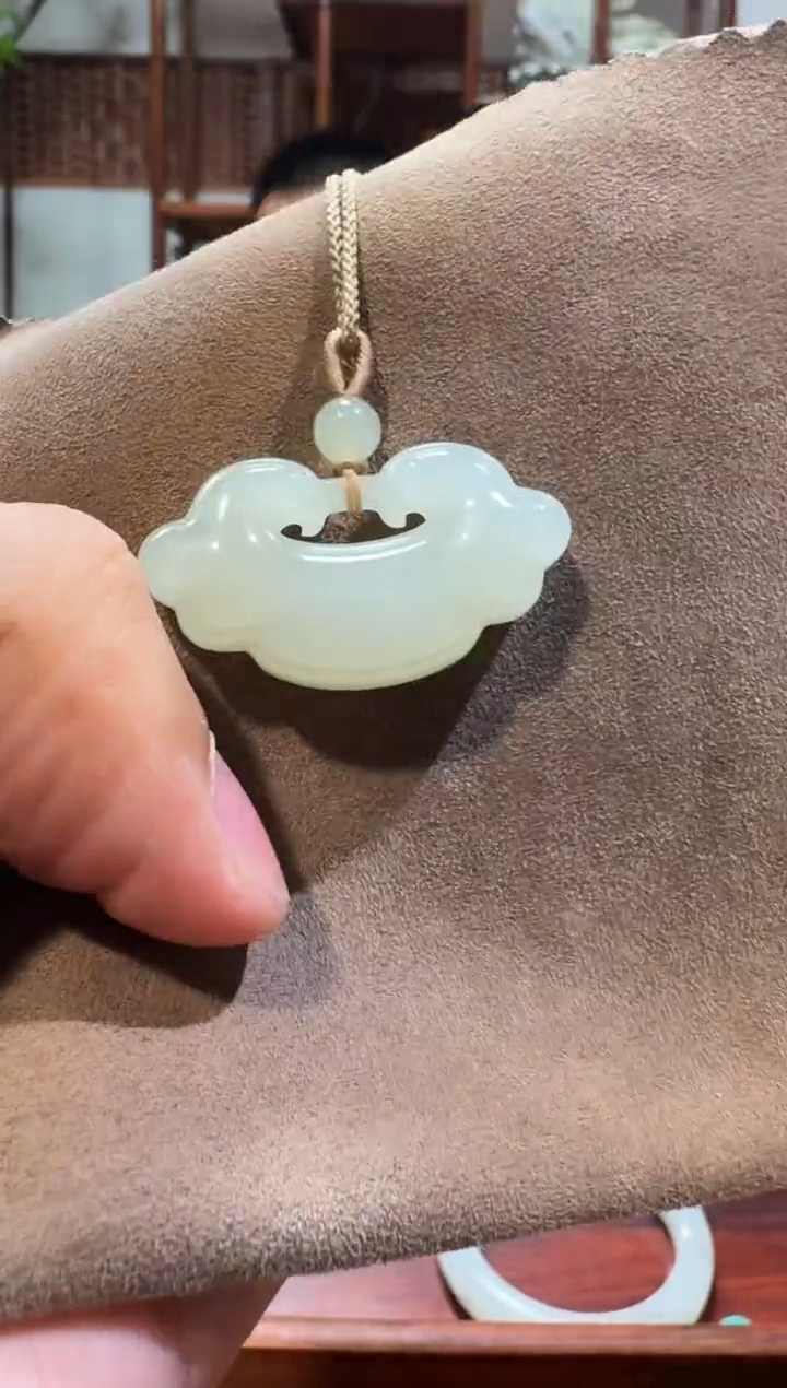 【闪购商品】和田玉吊坠未镶嵌1180平安锁