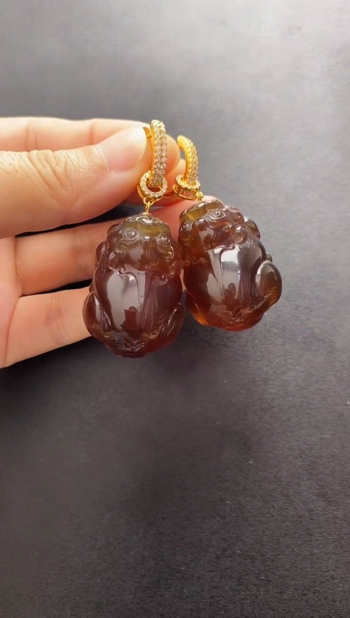 裸石琥珀未镶嵌耳坠