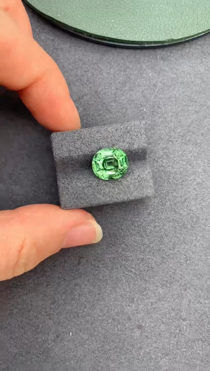 【闪购商品】碧玺裸石未镶嵌4.9ct绿碧玺