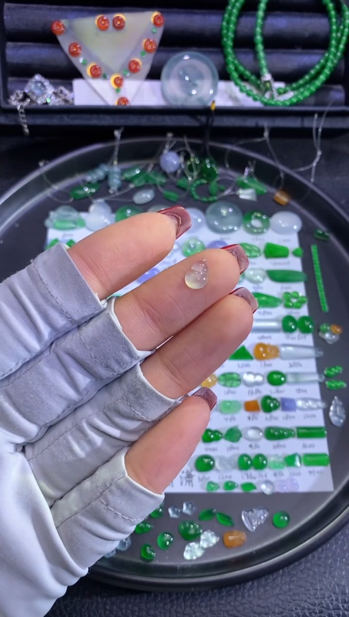 未镶嵌挂件翡翠葫芦