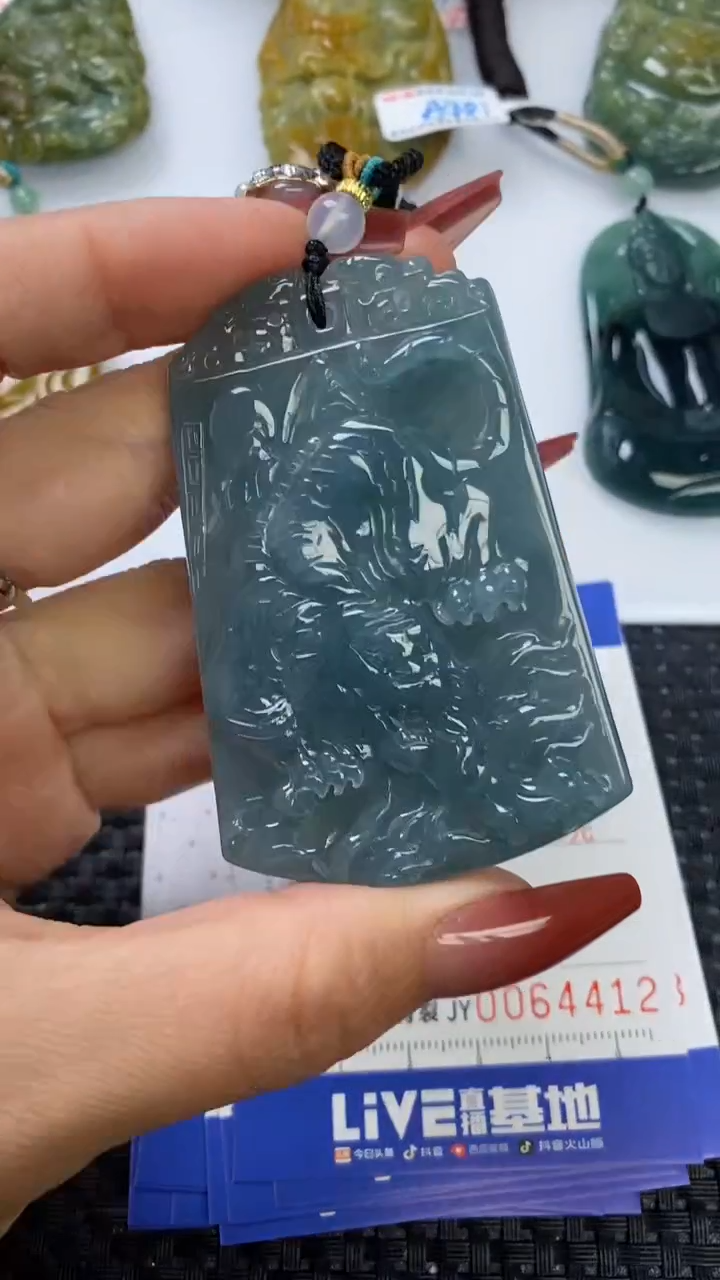 【闪购商品】翡翠颈饰未镶嵌11111111111111111