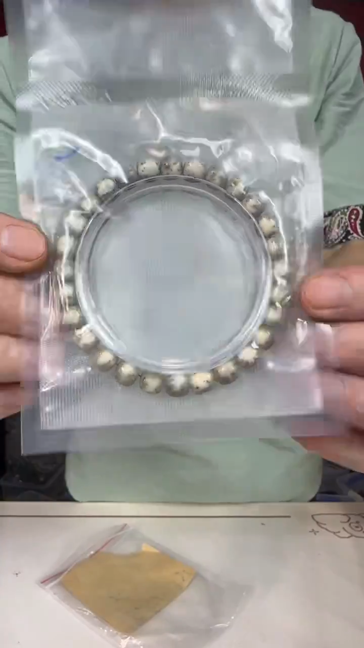 手串星月菩提W6实物为准