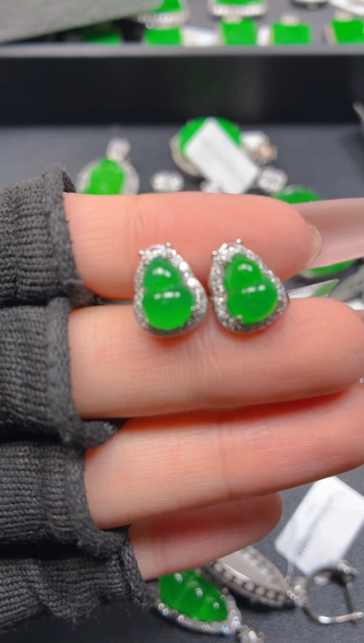 银S925镶嵌翡翠耳饰000