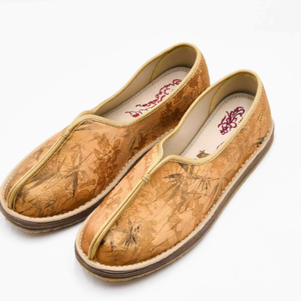 Y【金玉满堂】25年新款原创手绘打版暗纹压花高品质一脚蹬平底单鞋