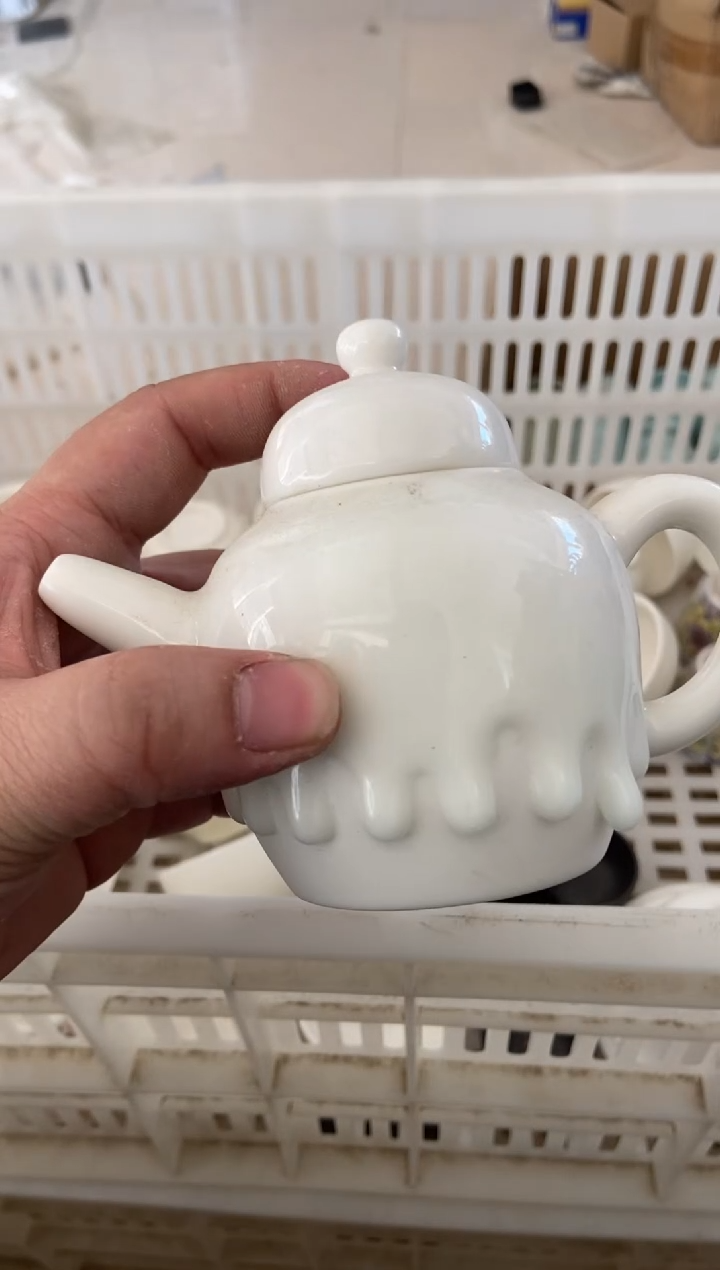 杯子瓷无运费险有瑕疵的摄影的产品有使用过的痕迹有点脏介意勿拍