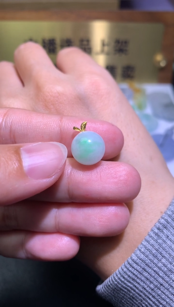 【闪购商品】翡翠颈饰18K金镶嵌毛货