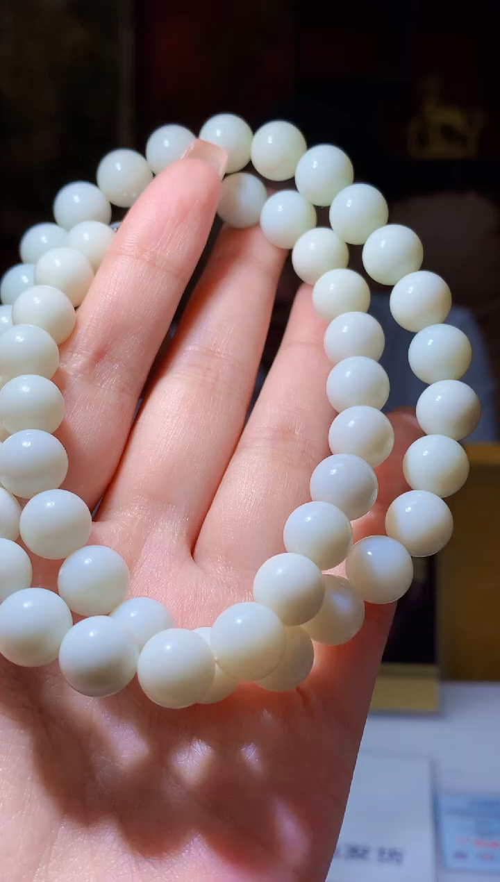 定制和田玉虎妹定制和田玉链接HTY010