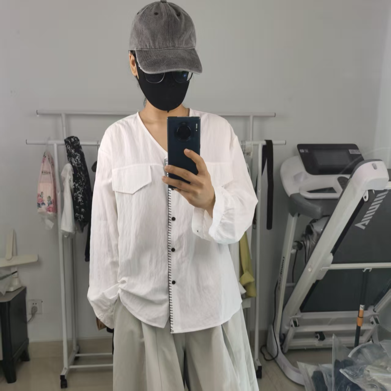 高级感轻奢减龄焊锡圆领长袖衬衫女外套通用宽松型时尚衬衫极简风