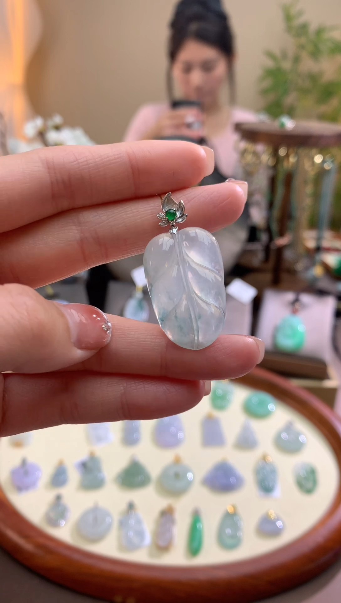 【闪购商品】翡翠颈饰18K金镶嵌叶子