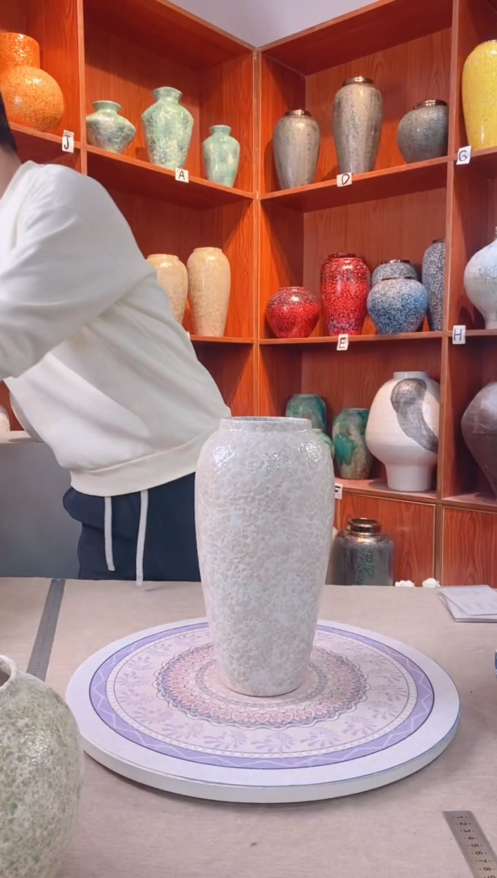 【闪购商品】瓶茶白 大号 陶瓷花瓶 无花