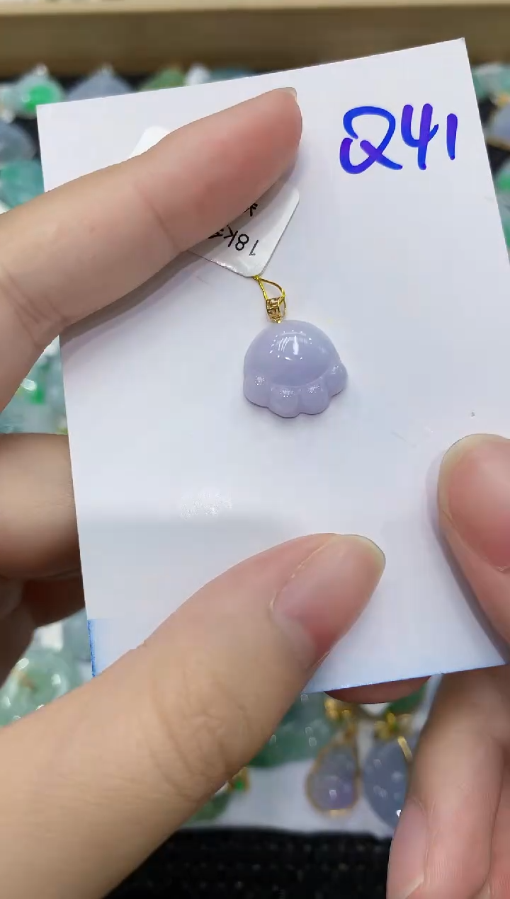 翡翠18K金镶嵌颈饰111111111