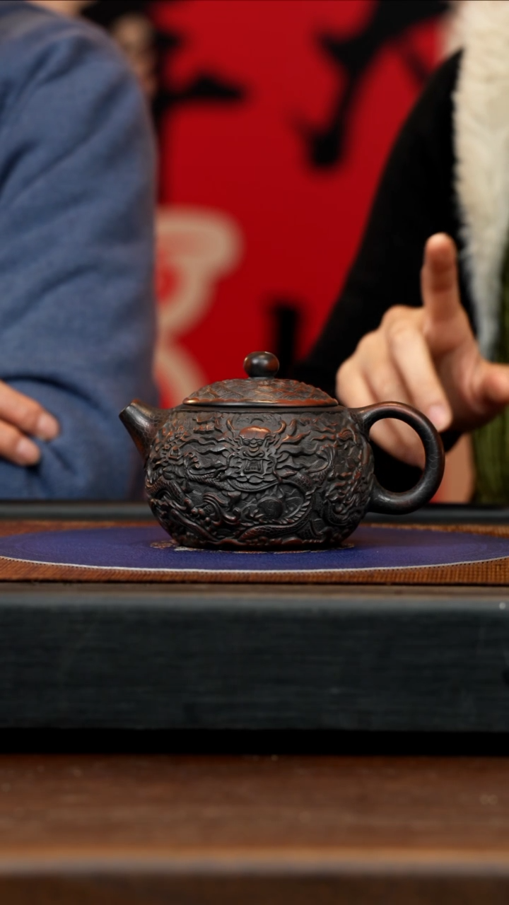 【闪购商品】紫砂茶壶BYM 红木烧 浮雕西施 