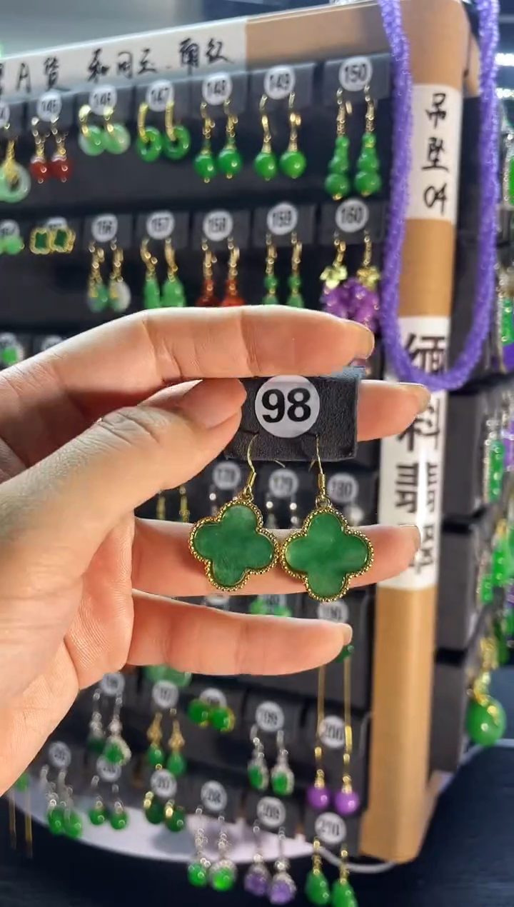 【闪购商品】翡翠耳饰银S925镶嵌98....