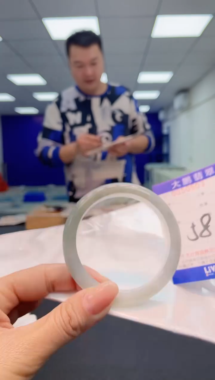 【闪购商品】翡翠手镯未镶嵌03         