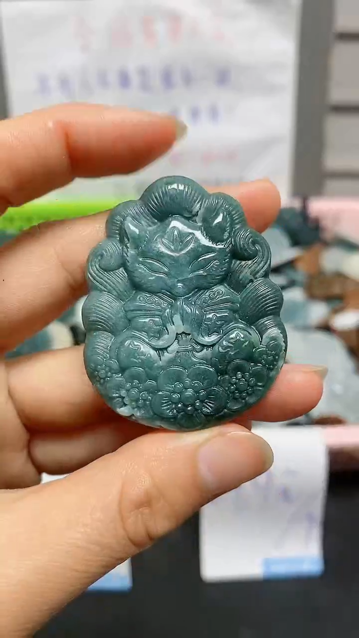 【闪购商品】翡翠颈饰未镶嵌天然翡翠A货